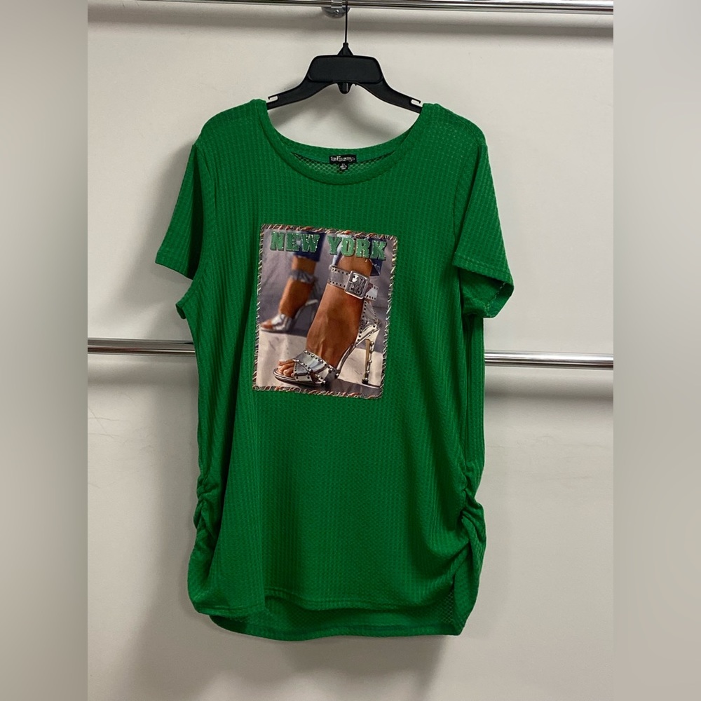 Short Sleeve Side Cinch Waffle Top w) New York patch (NEW)